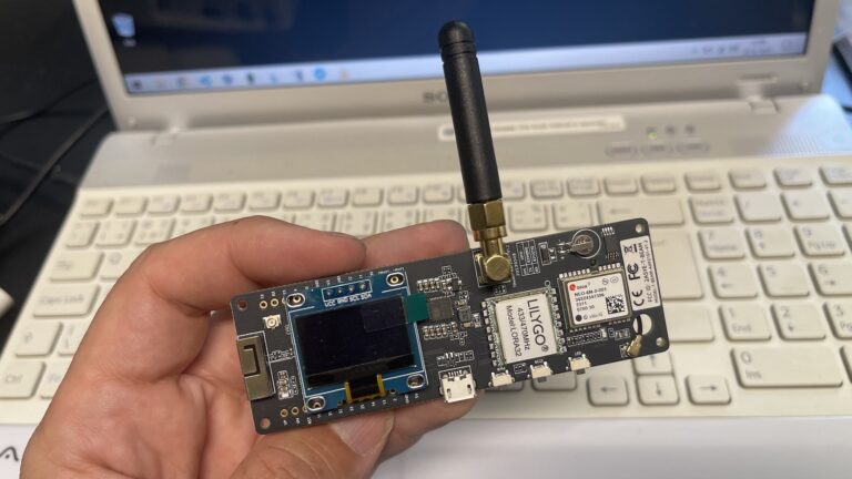 LILYGO Meshtastic T-Beam